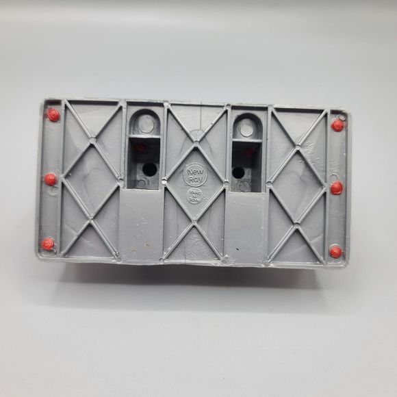 New Ray Toy Plastic Dairy Milking Stations With Cows Lot Of 6 Pieces - Picture 6 of 16